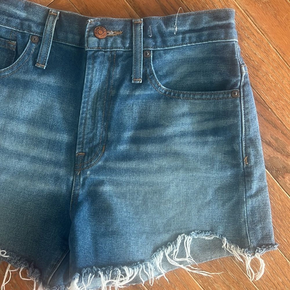 Madewell women’s 26 New without tags The Perfect Jean Short Shorts high rise - Picture 4 of 10